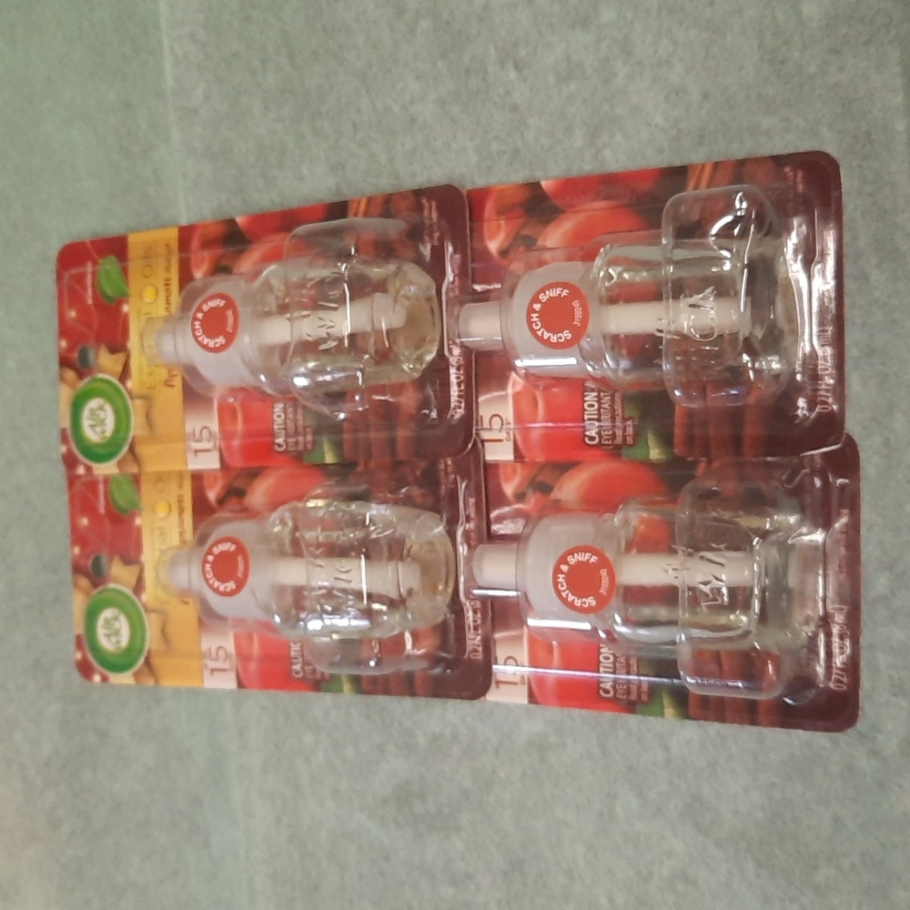 Air Wick Apple cinnomon oil refills - Picture 1 of 4
